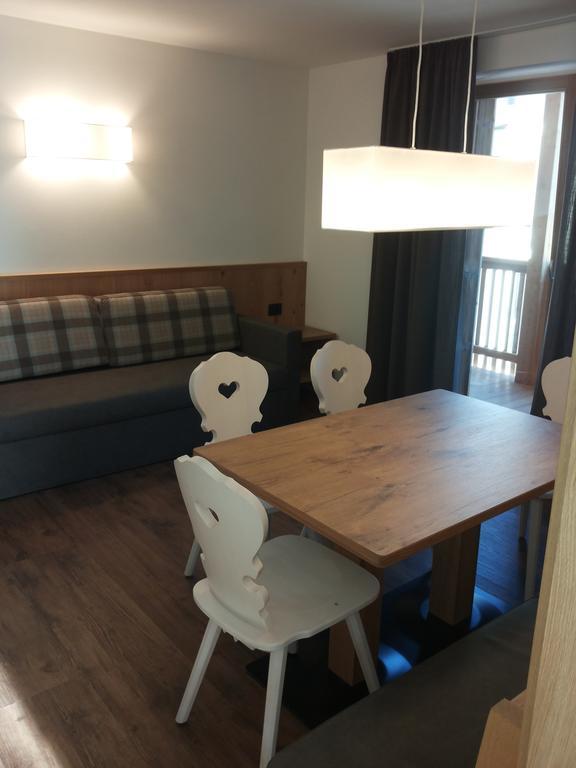 Chalet Apartments Ambria La Villa  Kamer foto
